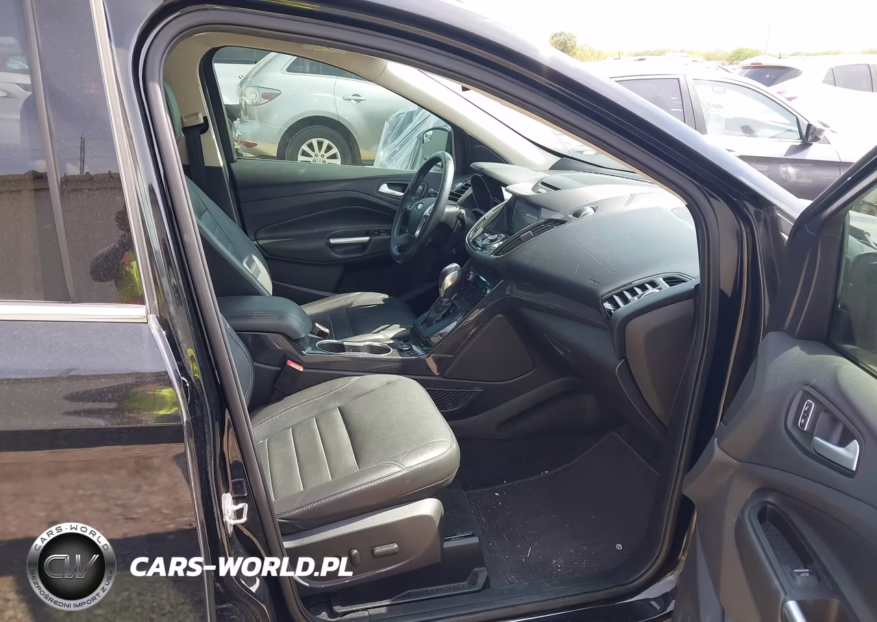 2016 Ford Escape Titanium VIN:1FMCU0JX3GUB46906 - 5