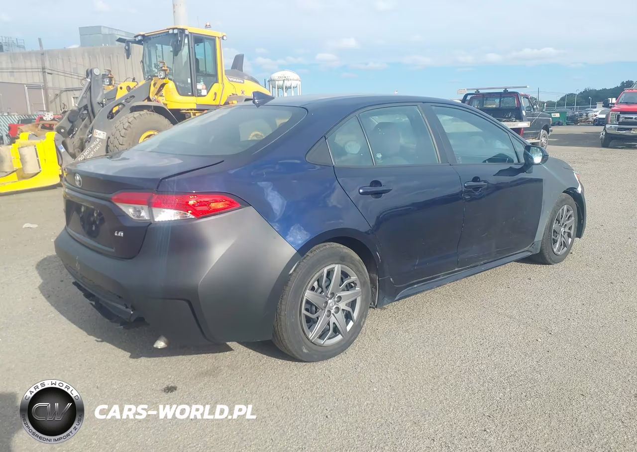 2022 Toyota Corolla Le VIN:5YFEPMAE8NP311188 - 4