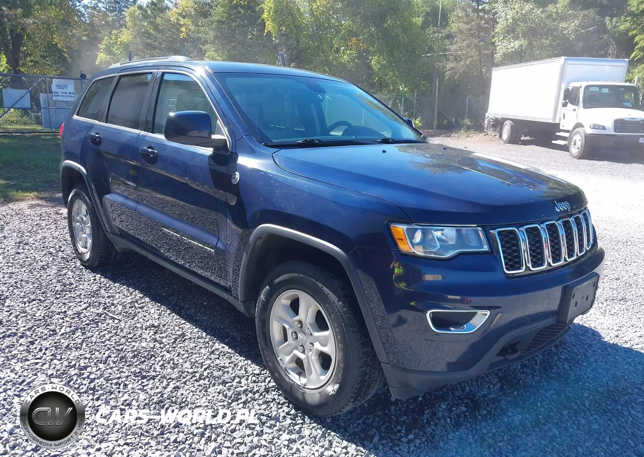 2017 Jeep Grand Cherokee Laredo 4X4 VIN:1C4RJFAG6HC872115 - 1