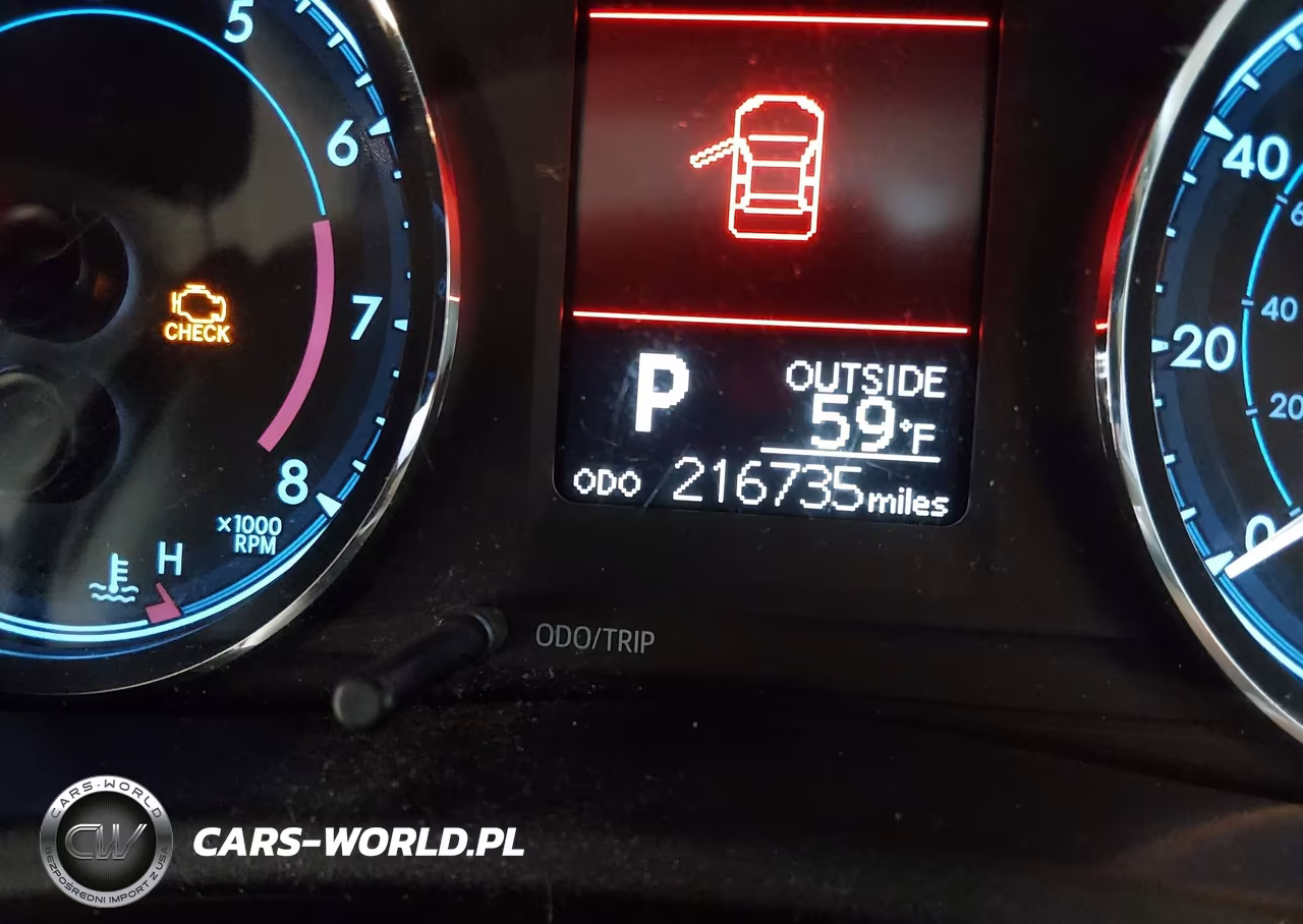 2017 Toyota Corolla Le VIN:2T1BURHE7HC786589 - 16