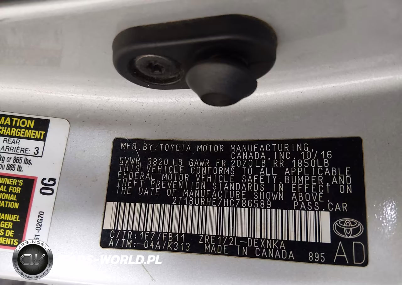 2017 Toyota Corolla Le VIN:2T1BURHE7HC786589 - 9