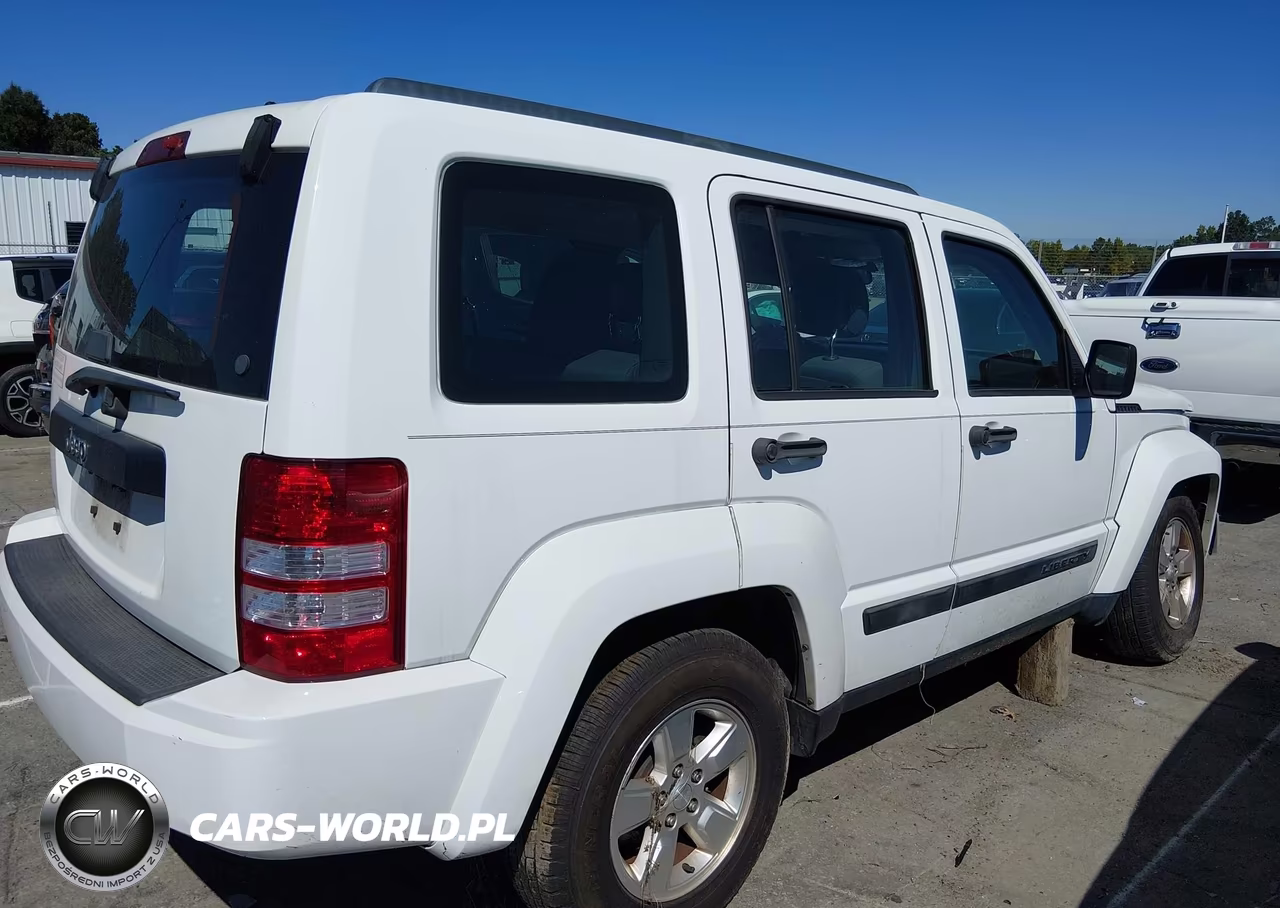 2012 Jeep Liberty Sport VIN:1C4PJLAK3CW216486 - 4