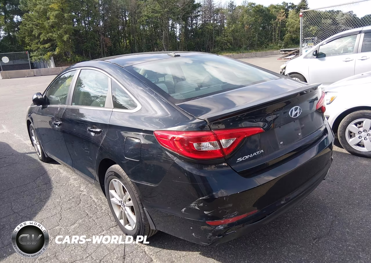 2015 Hyundai Sonata Se VIN:5NPE24AF9FH227824 - 3