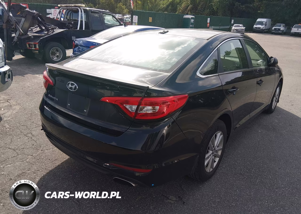 2015 Hyundai Sonata Se VIN:5NPE24AF9FH227824 - 4