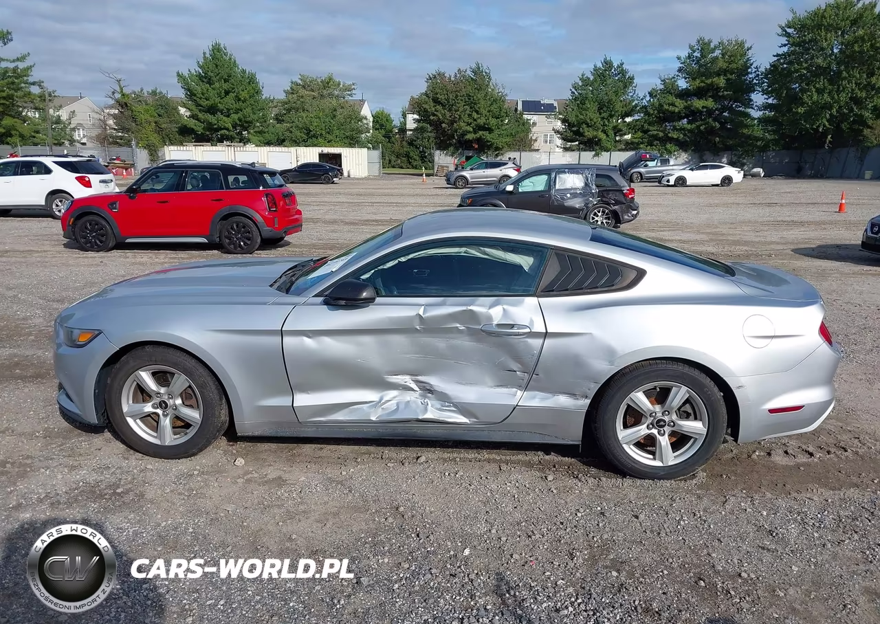 2017 Ford Mustang V6 VIN:1FA6P8AM3H5255364 - 15