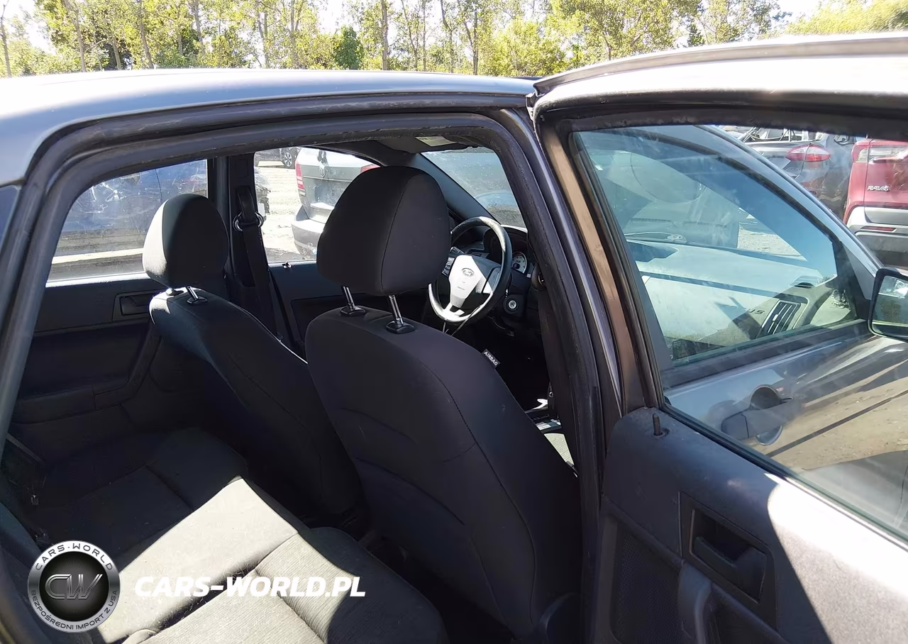 2010 Ford Focus Se VIN:1FAHP3FN9AW154214 - 8