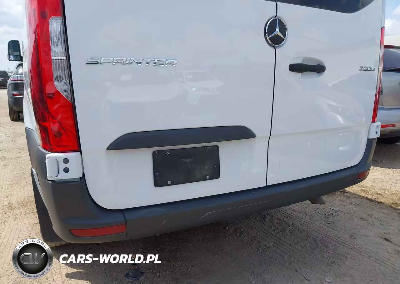 2025 Mercedes-Benz Sprinter 2500 Standard Roof 4-Cyl Diesel VIN:W1Z4KFHY3SP820468 - 18