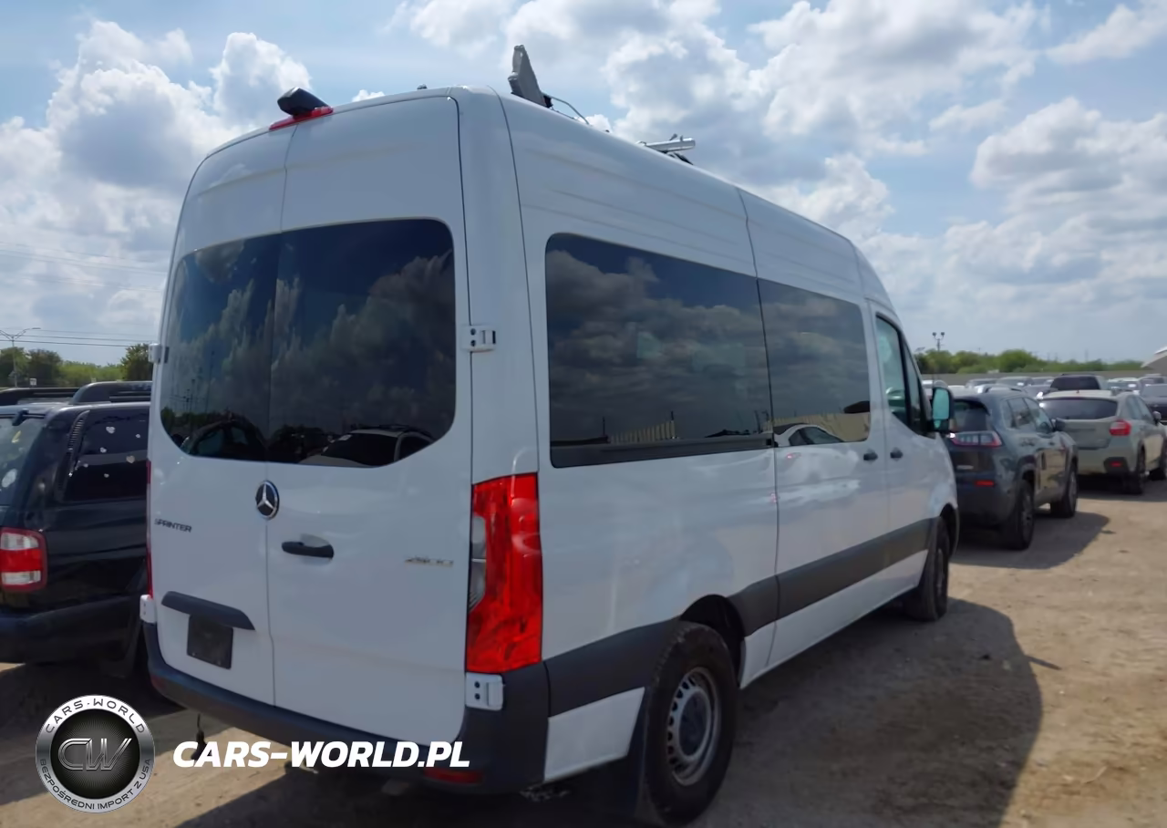 2025 Mercedes-Benz Sprinter 2500 Standard Roof 4-Cyl Diesel VIN:W1Z4KFHY3SP820468 - 4