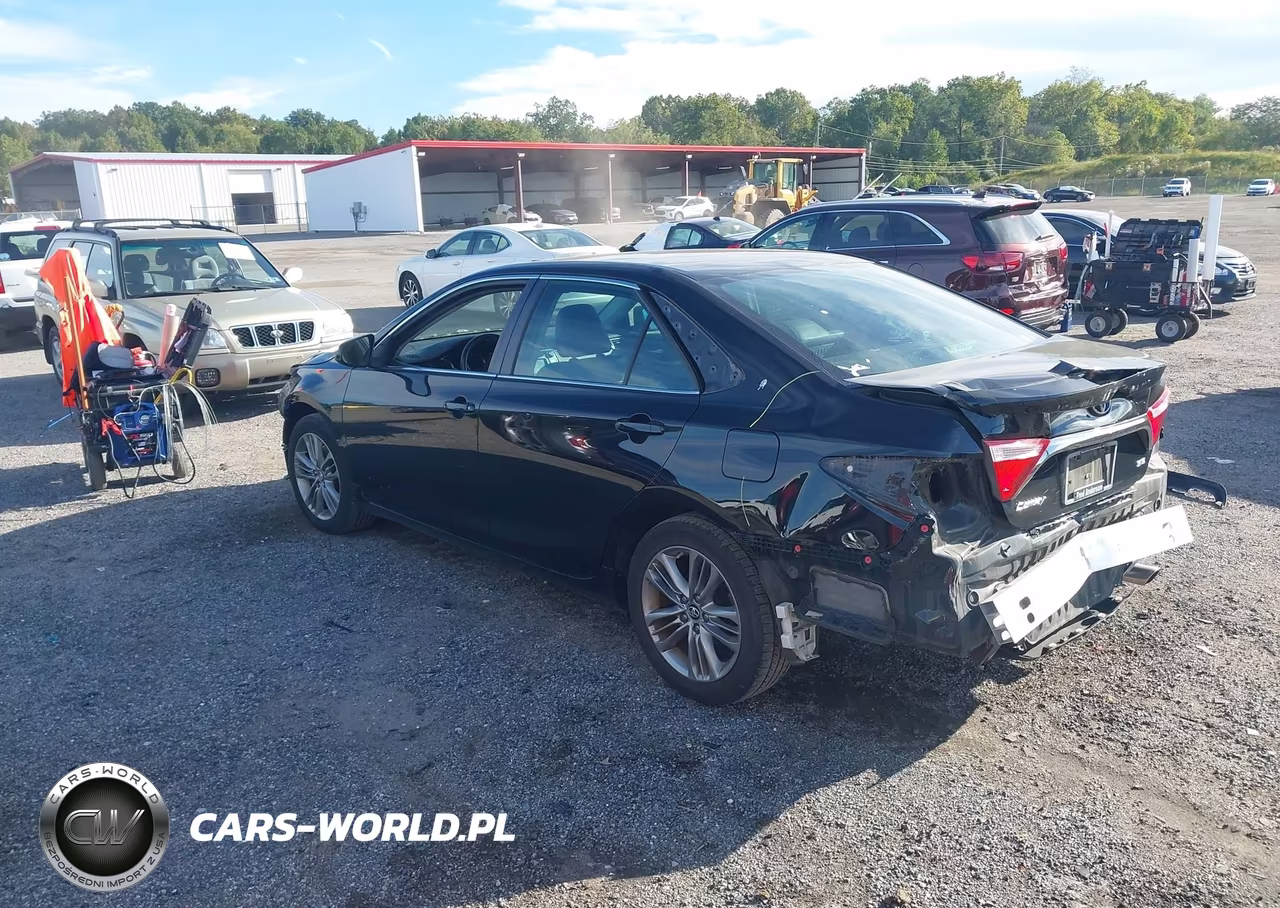 2017 Toyota Camry Se VIN:4T1BF1FK4HU307905 - 3