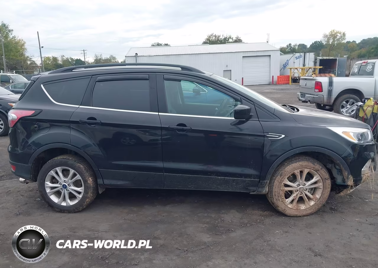 2018 Ford Escape Se VIN:1FMCU9GD2JUC40980 - 13