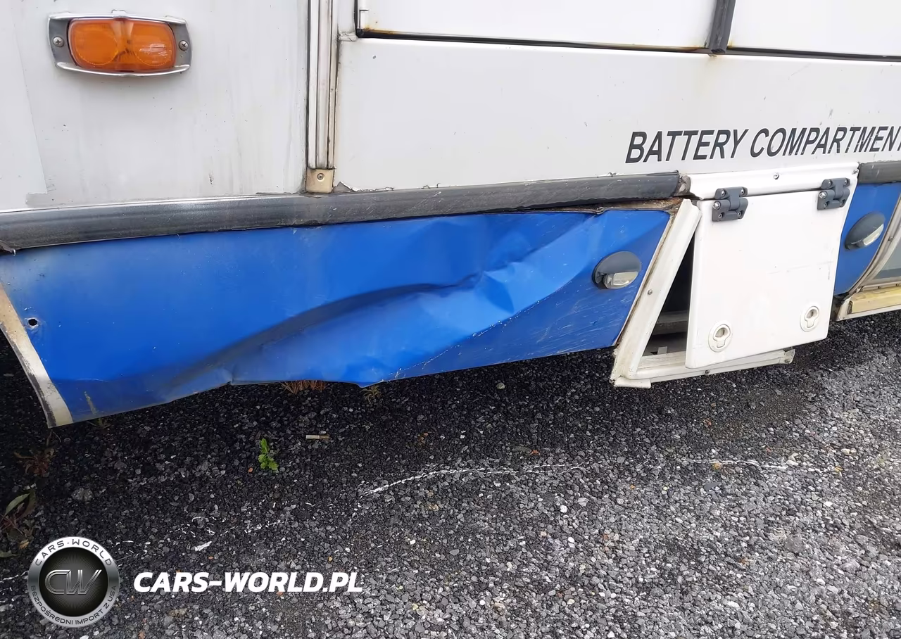 2017 Ford Bus E-Series Cutaway VIN:1FDFE4FS7HDC33482 - 20