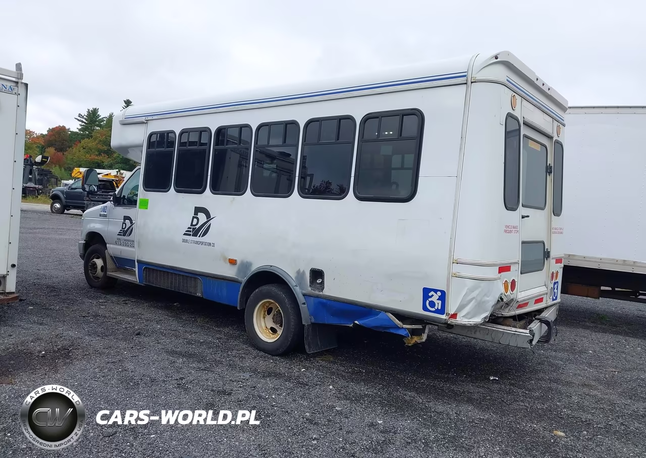 2017 Ford Bus E-Series Cutaway VIN:1FDFE4FS7HDC33482 - 3