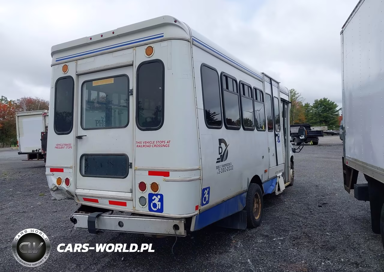 2017 Ford Bus E-Series Cutaway VIN:1FDFE4FS7HDC33482 - 4