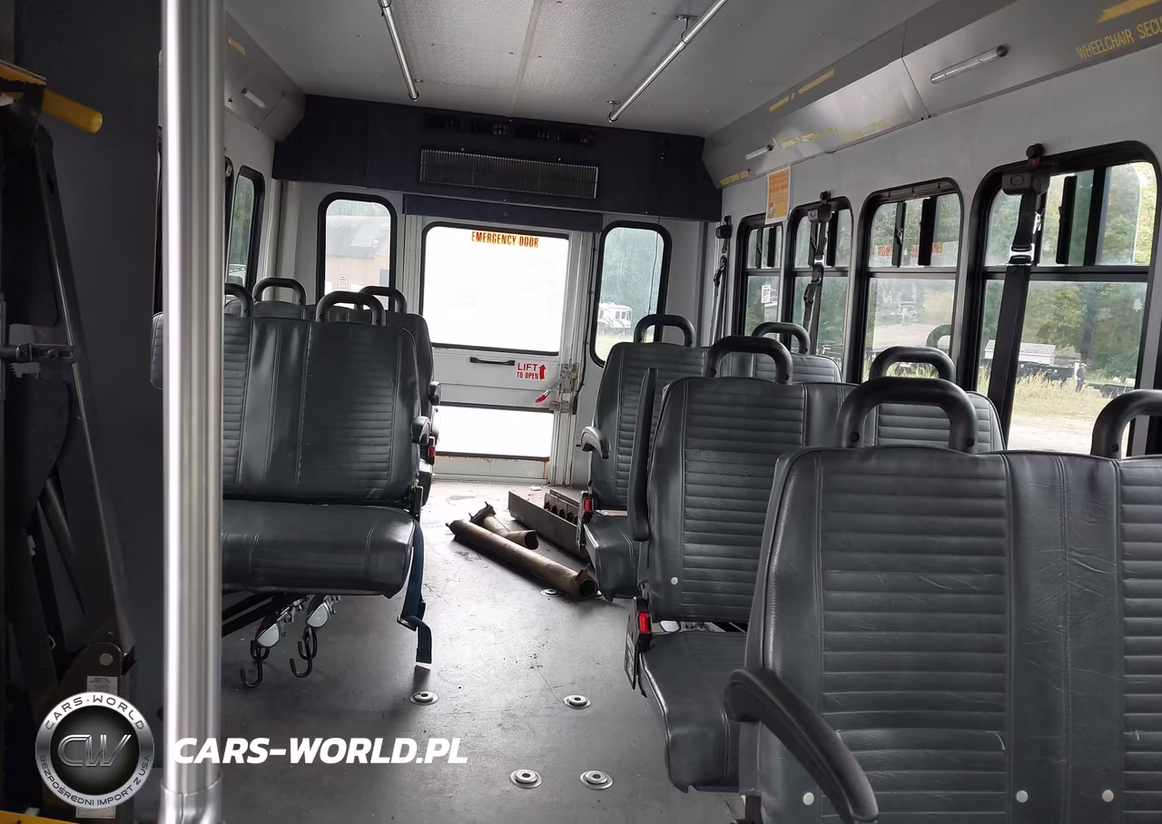 2017 Ford Bus E-Series Cutaway VIN:1FDFE4FS7HDC33482 - 7