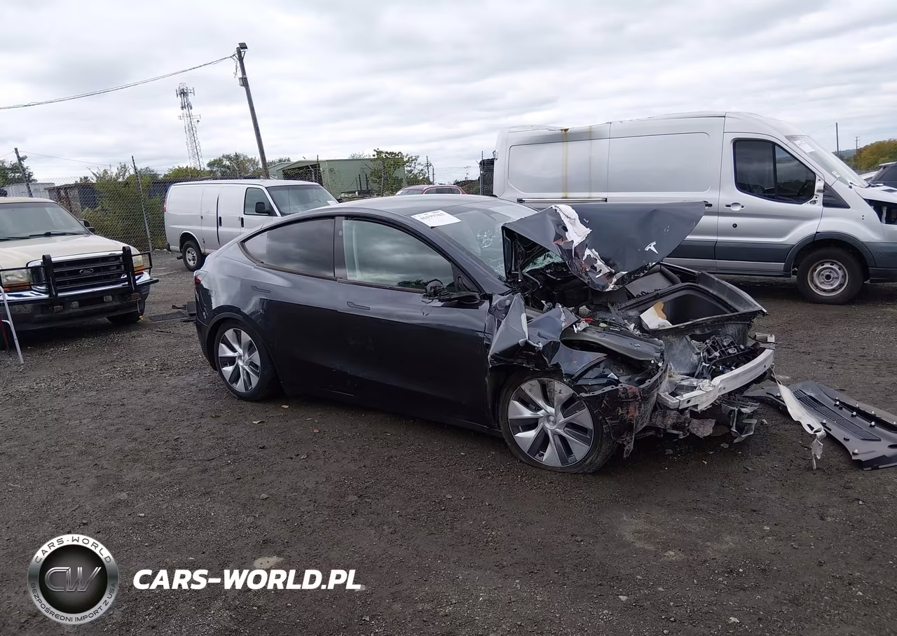 2024 Tesla Model Y Long Range Dual Motor All-Wheel Drive – zdjęcie 1 z 16