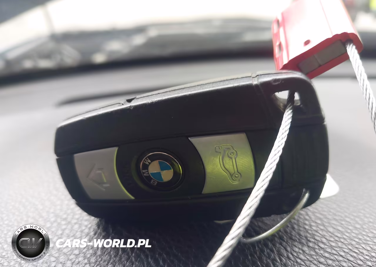 2011 BMW 328I xDrive VIN:WBAPK5C58BA654249 - 11