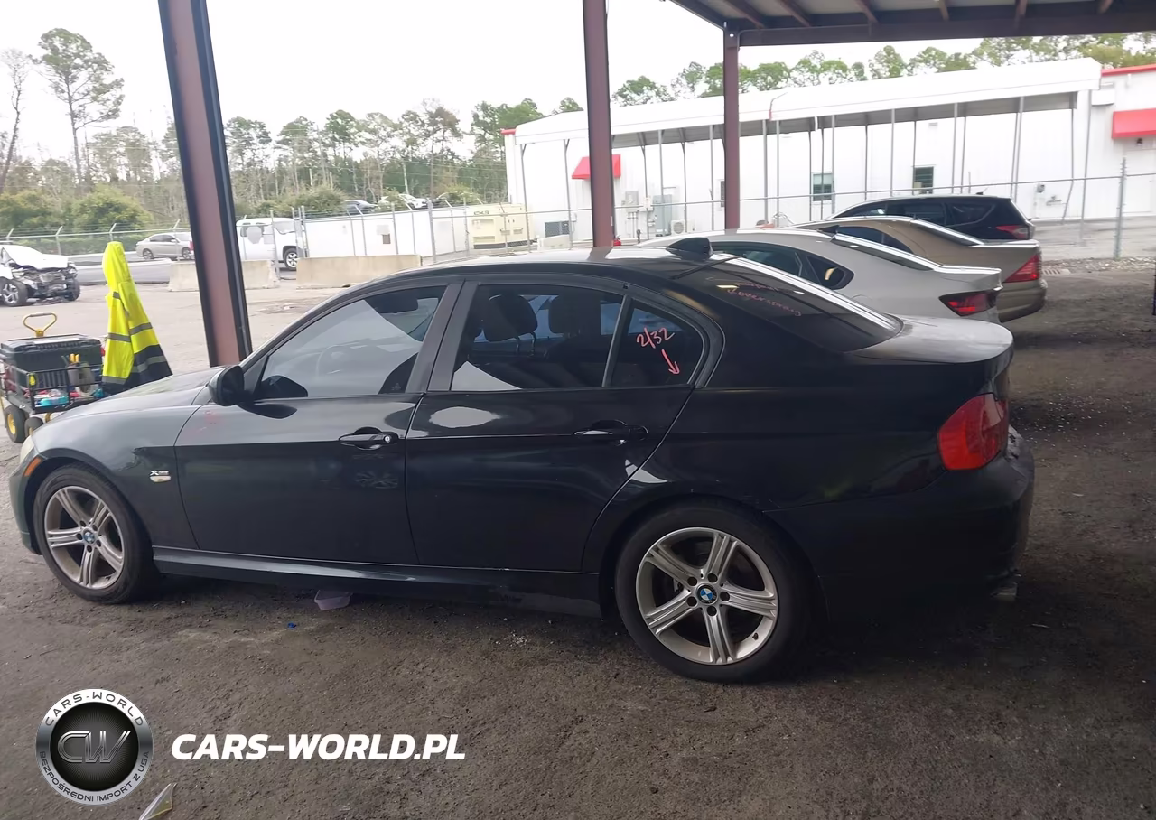 2011 BMW 328I xDrive VIN:WBAPK5C58BA654249 - 14