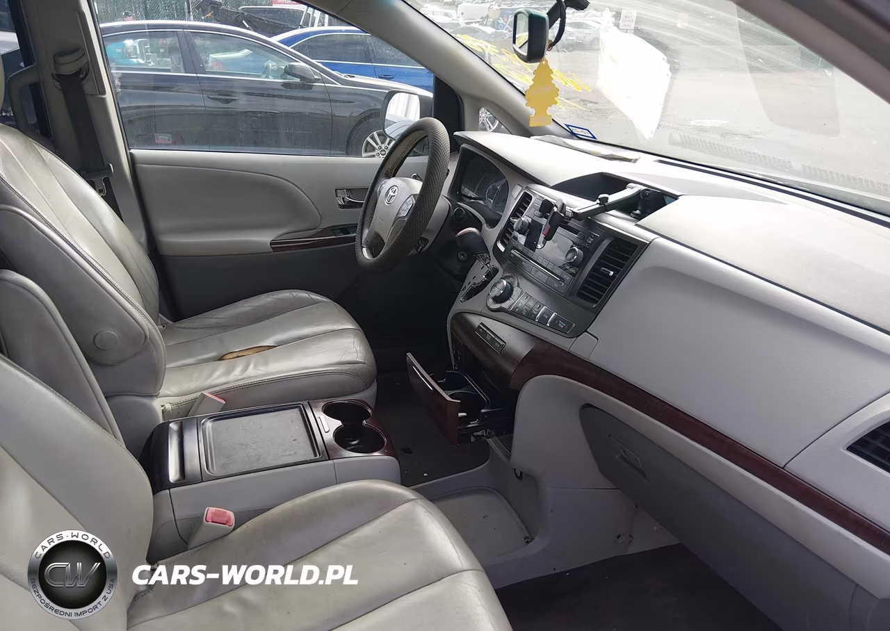 2014 Toyota Sienna Xle V6 8 Passenger VIN:5TDYK3DC3ES470658 - 5
