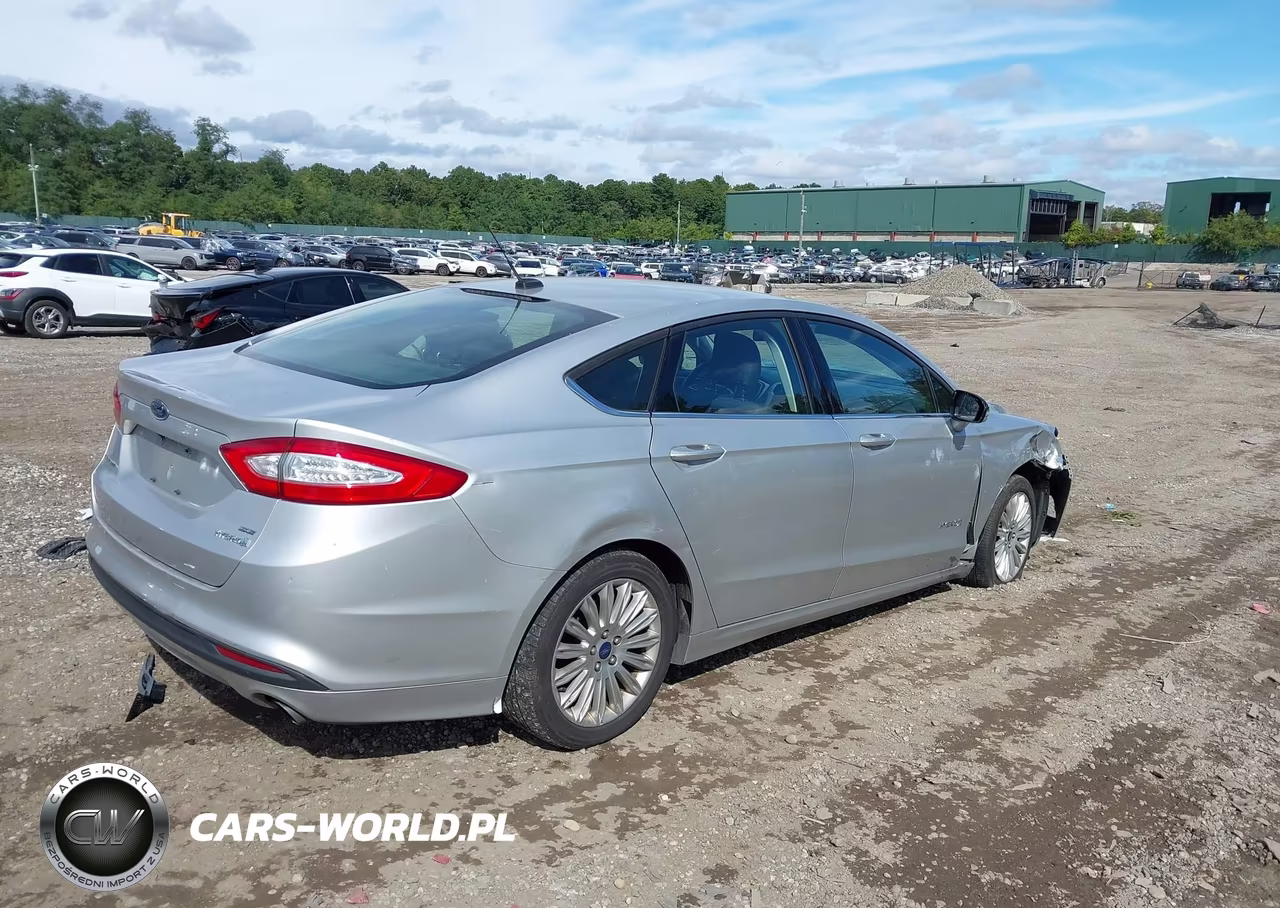 2016 Ford Fusion Hybrid Se VIN:3FA6P0LU7GR389028 - 4