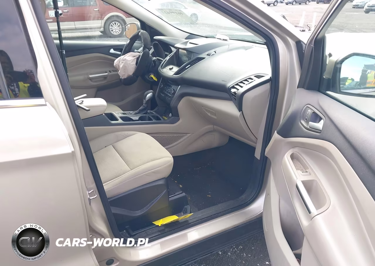 2018 Ford Escape Se VIN:1FMCU9GD9JUA88292 - 5