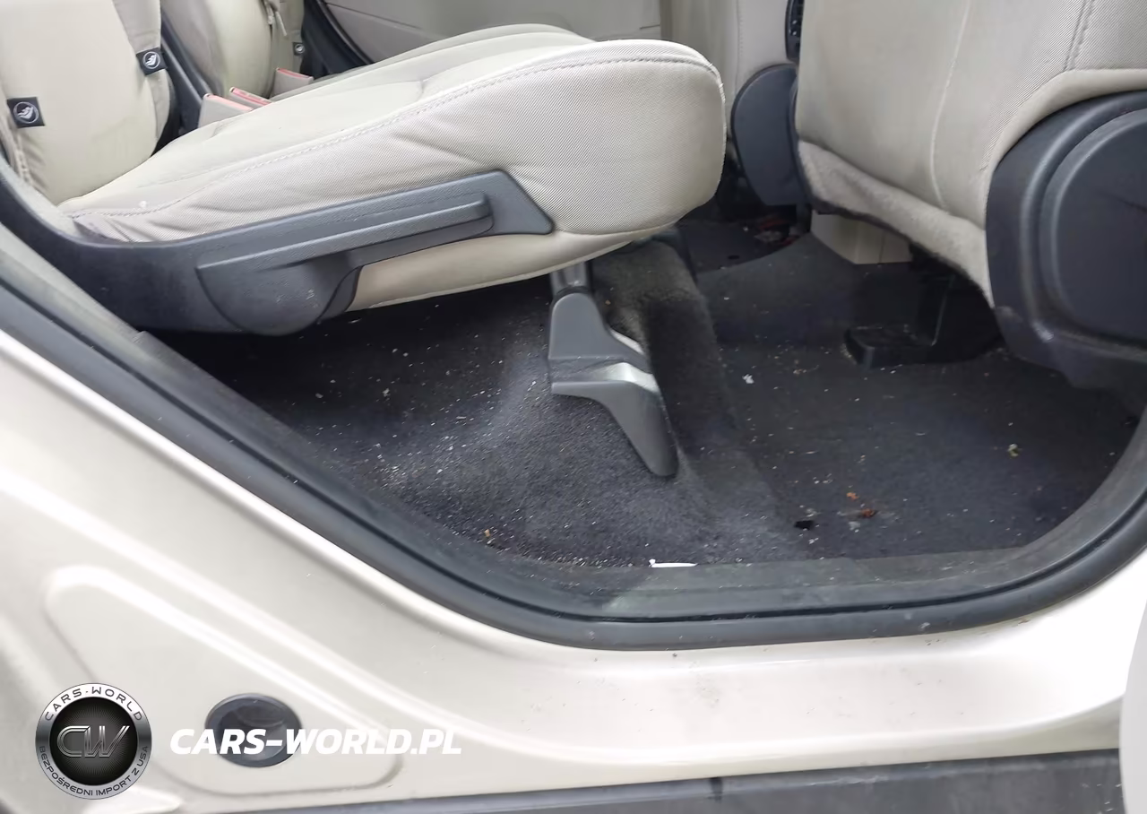 2018 Ford Escape Se VIN:1FMCU9GD9JUA88292 - 8