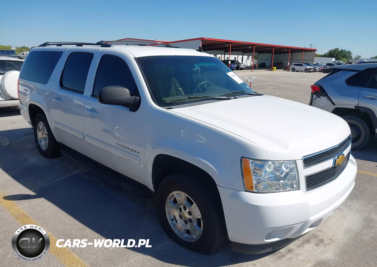 2010 Chevrolet Suburban 1500 Lt1 VIN:1GNUCJE06AR216835 - 1