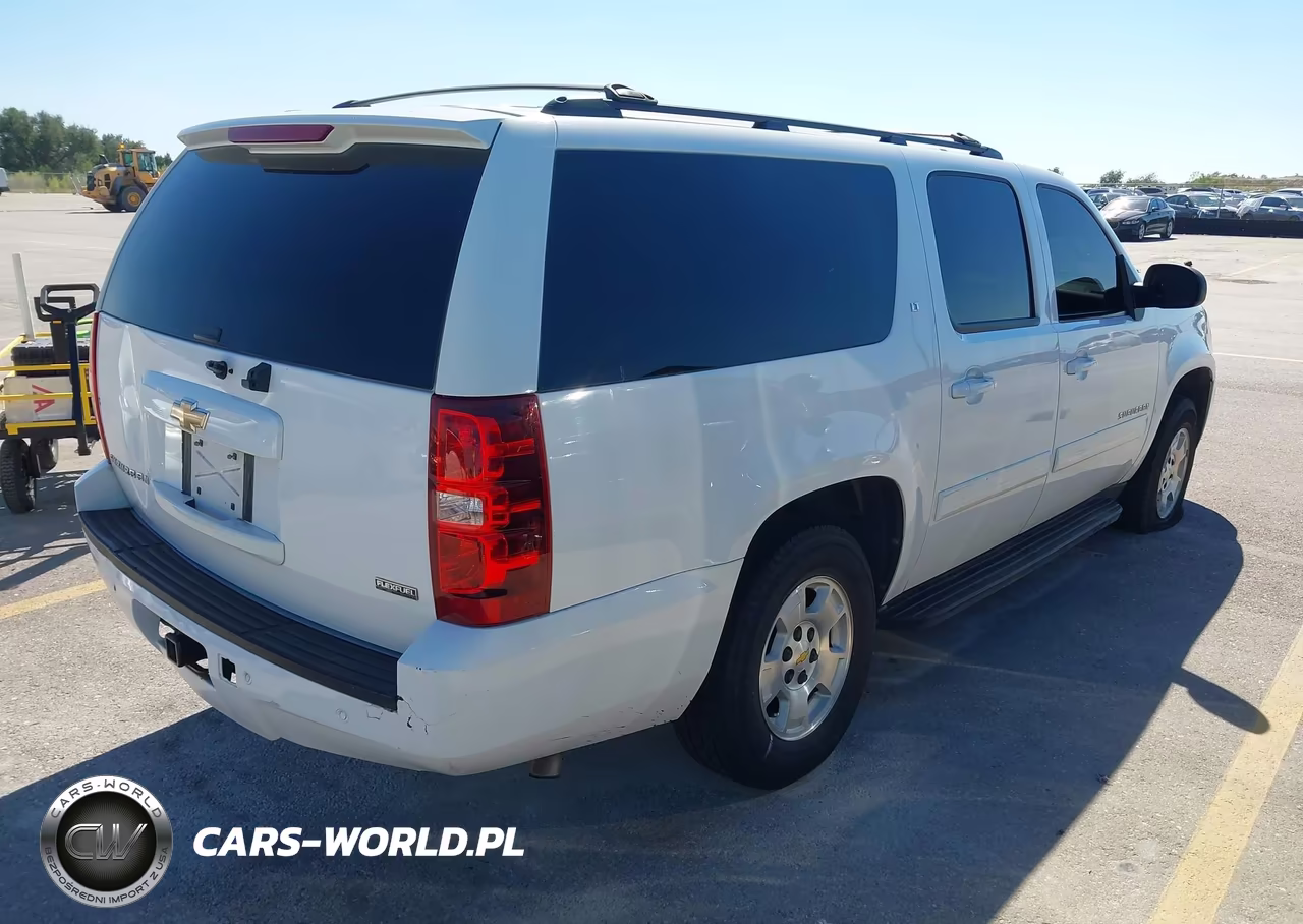 2010 Chevrolet Suburban 1500 Lt1 VIN:1GNUCJE06AR216835 - 4