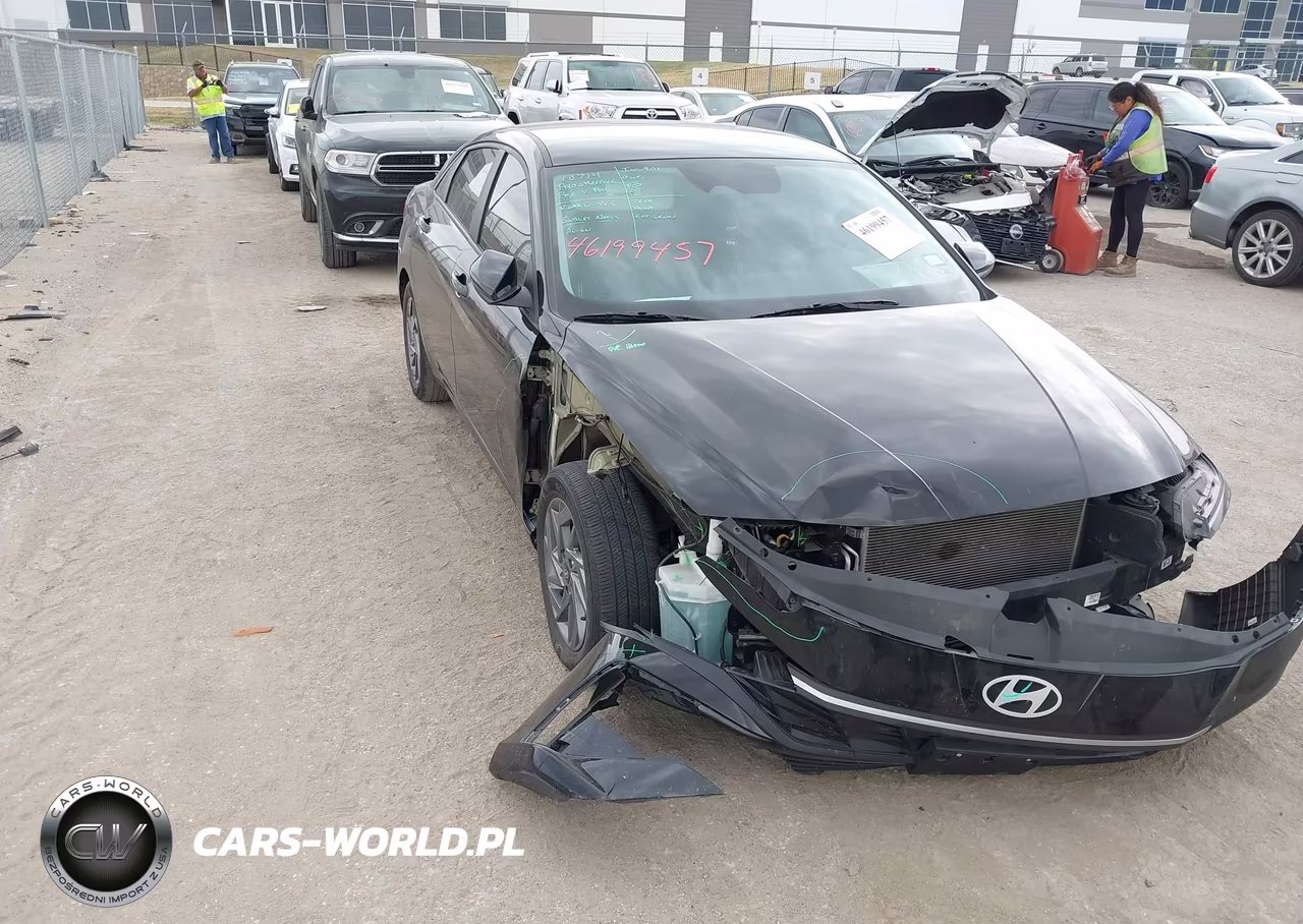 2024 Hyundai Elantra Sel