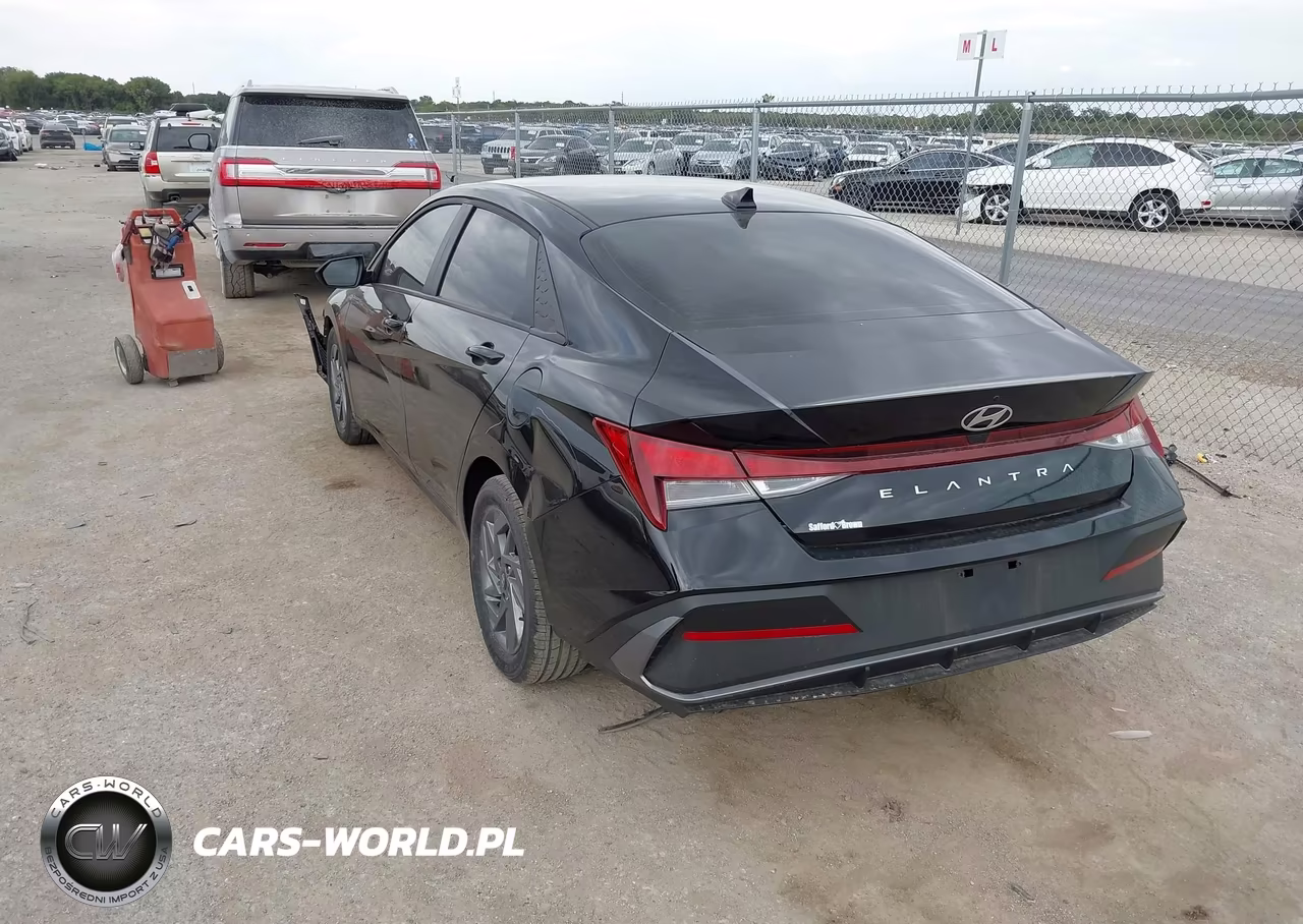 2024 Hyundai Elantra Sel VIN:KMHLM4DG9RU659910 - 3