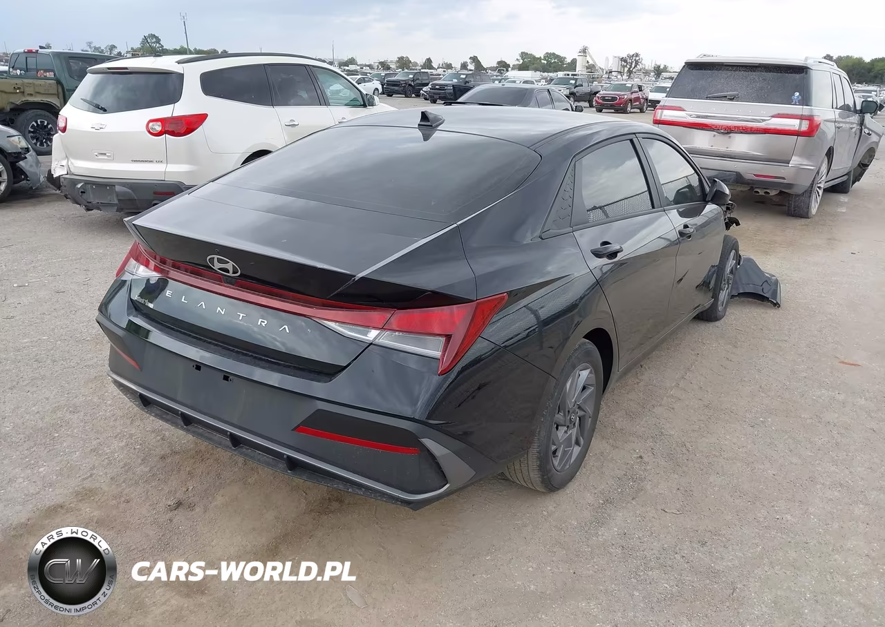 2024 Hyundai Elantra Sel VIN:KMHLM4DG9RU659910 - 4
