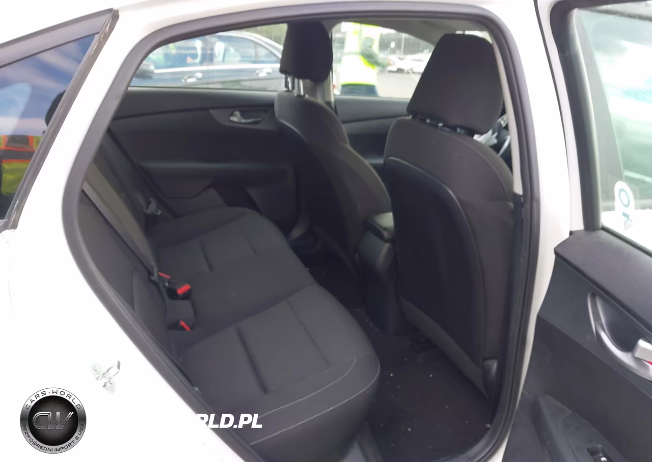 2020 Kia Forte Lxs VIN:3KPF24ADXLE224840 - 8