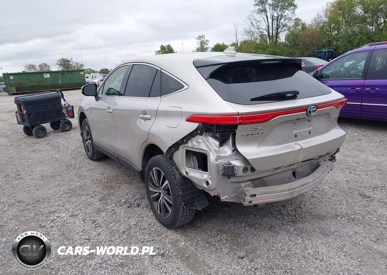2021 Toyota Venza Le VIN:JTEAAAAH1MJ002850 - 3