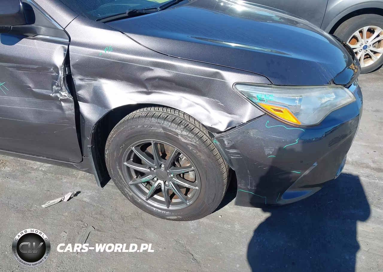 2015 Toyota Camry Le VIN:4T1BF1FK3FU079571 - 6