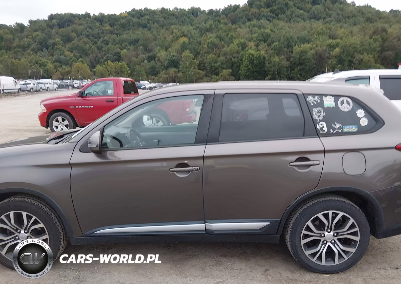 2017 Mitsubishi Outlander Se-Sel VIN:JA4AZ3A39HZ016042 - 14