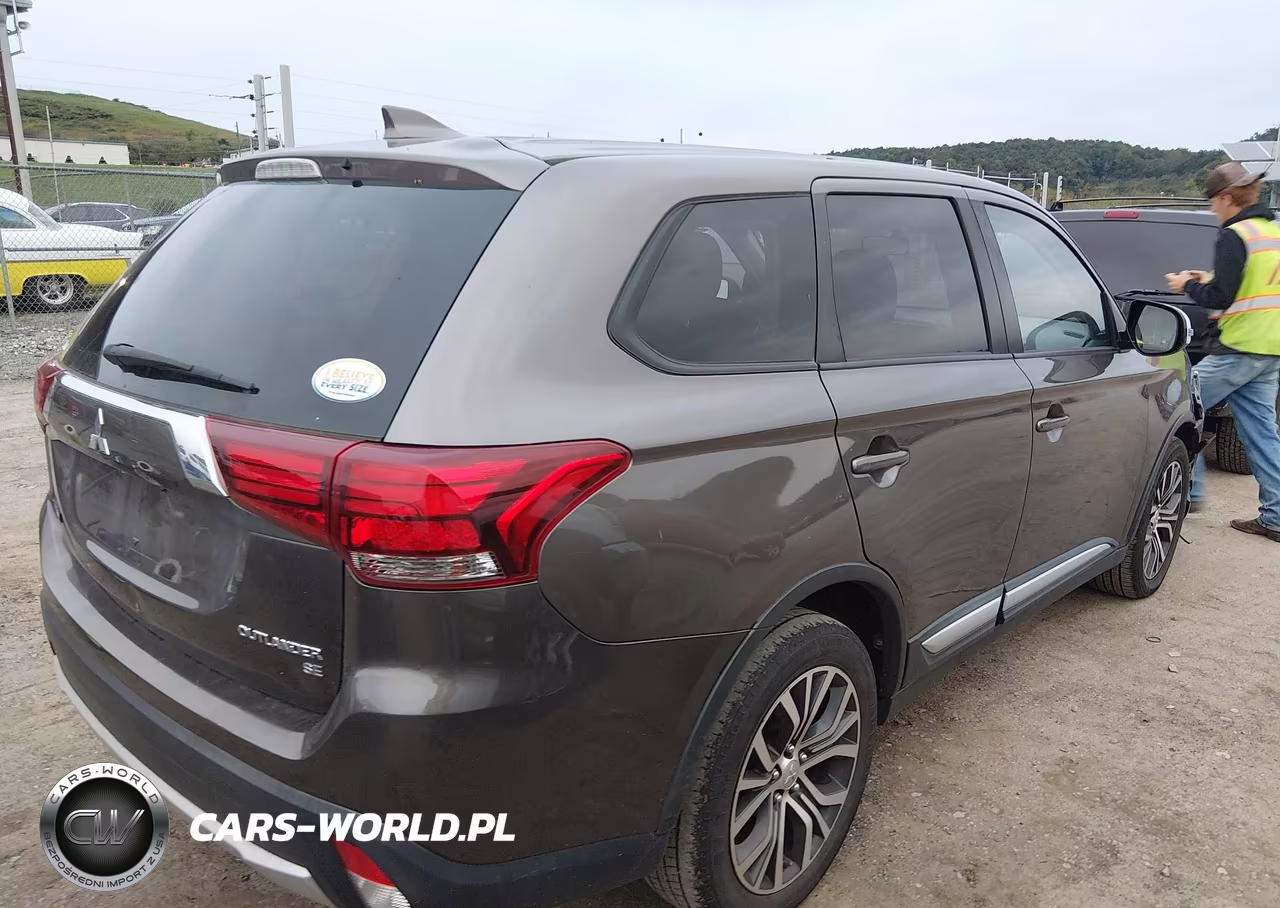 2017 Mitsubishi Outlander Se-Sel VIN:JA4AZ3A39HZ016042 - 4