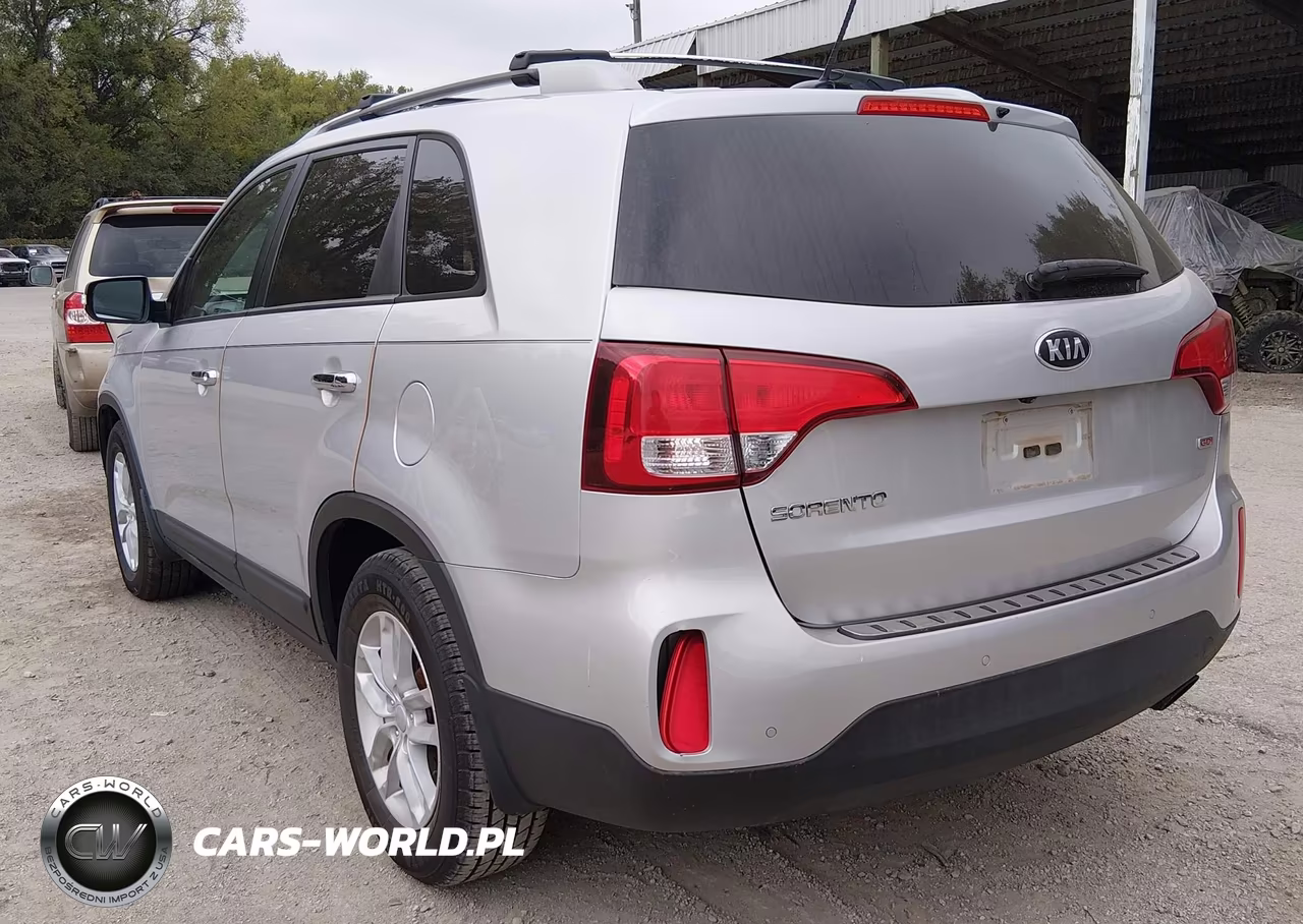 2015 Kia Sorento Lx VIN:5XYKT3A60FG598193 - 3