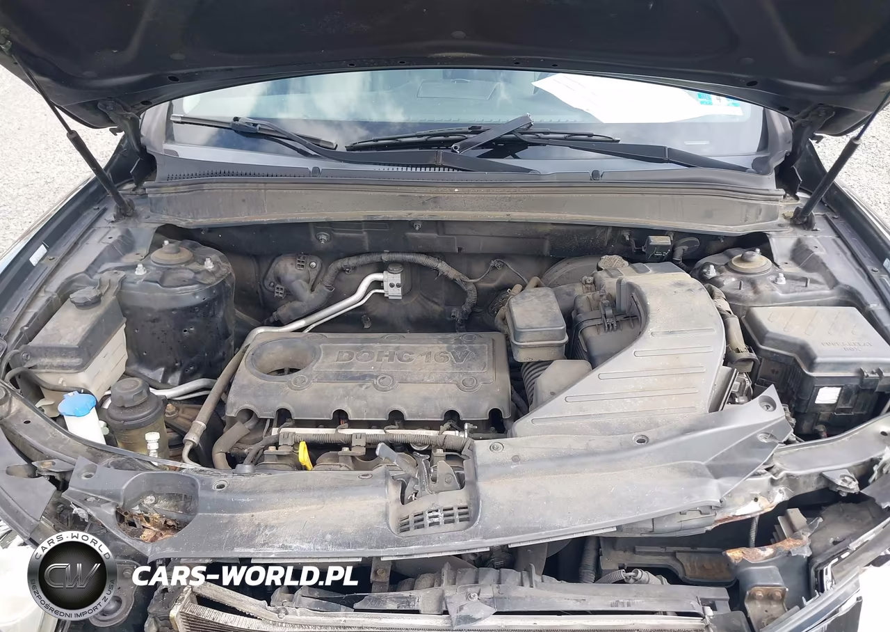 2012 Hyundai Santa Fe Gls VIN:5XYZGDABXCG125726 - 10