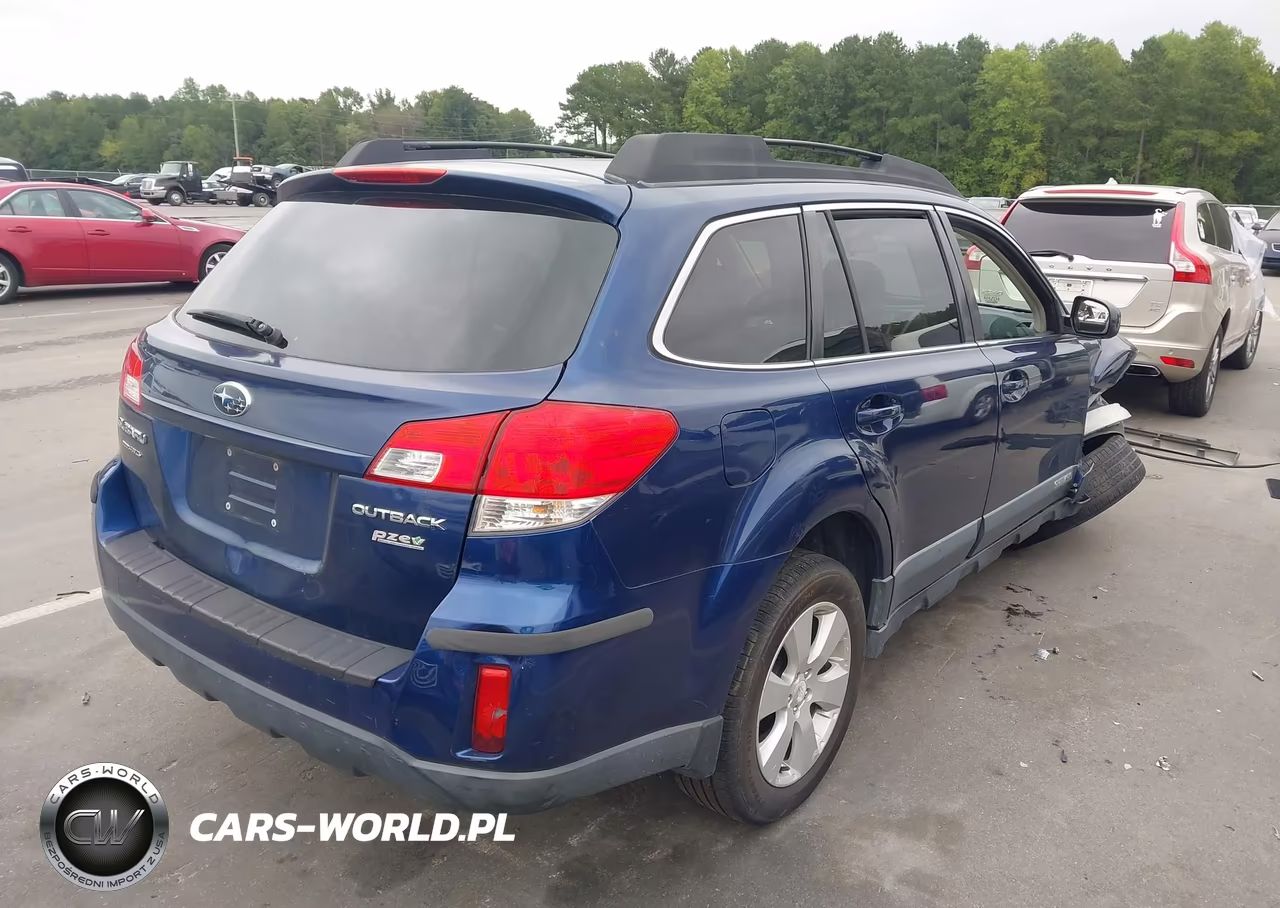 2011 Subaru Outback 2.5I Premium VIN:4S4BRBCC3B3374888 - 4