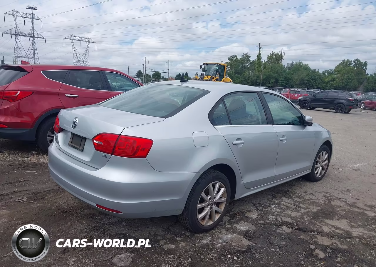 2014 Volkswagen Jetta 1.8T Se VIN:3VWB17AJ6EM396930 - 4