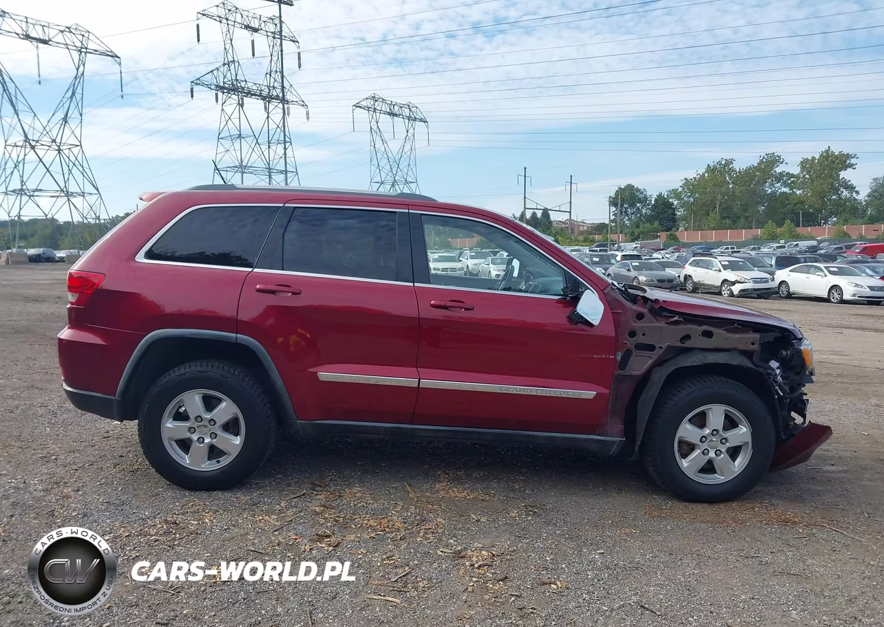 2012 Jeep Grand Cherokee Laredo VIN:1C4RJFAG4CC134712 - 13