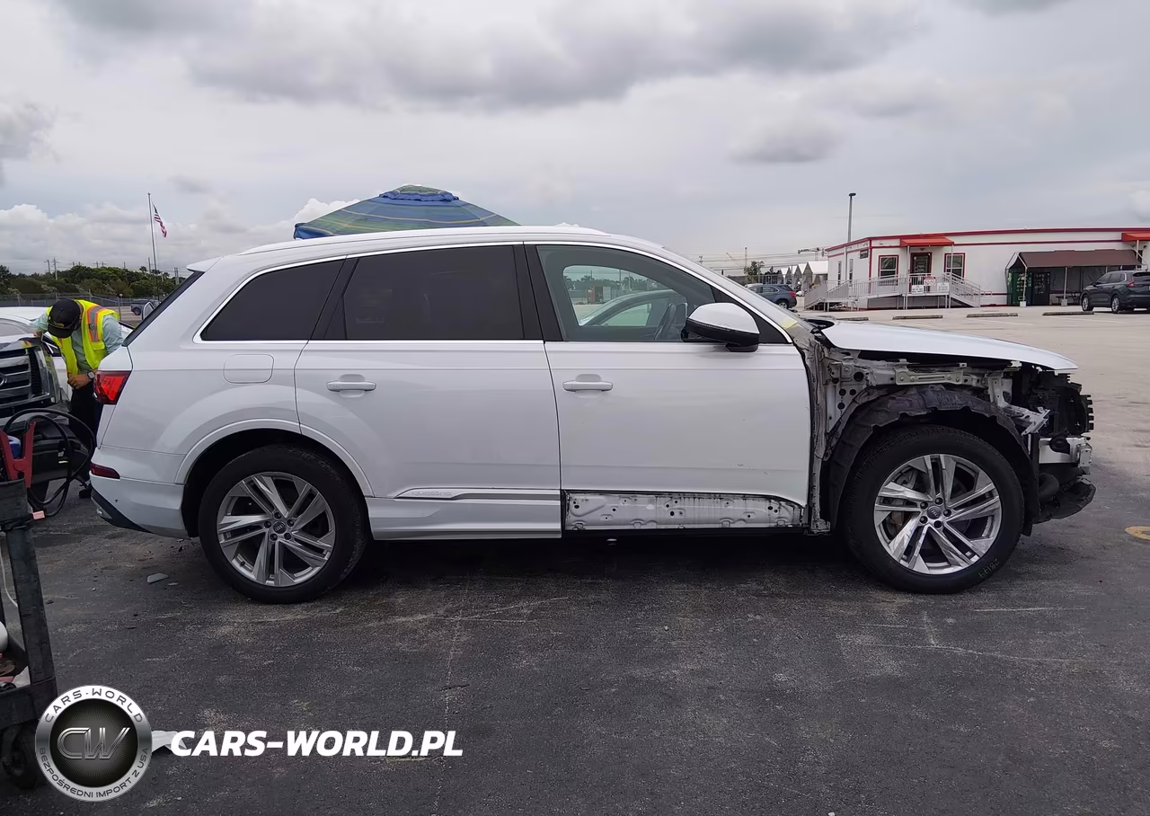 2020 Audi Q7 Premium Plus 45 Tfsi Quattro Tiptronic VIN:WA1LJAF73LD009576 - 13