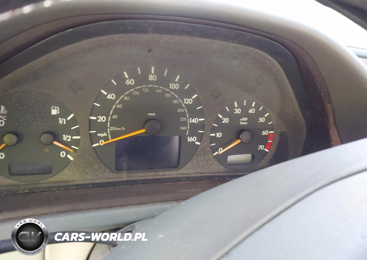 2000 Mercedes-Benz Clk-Class VIN:WDBLK65G3YT039156 - 7