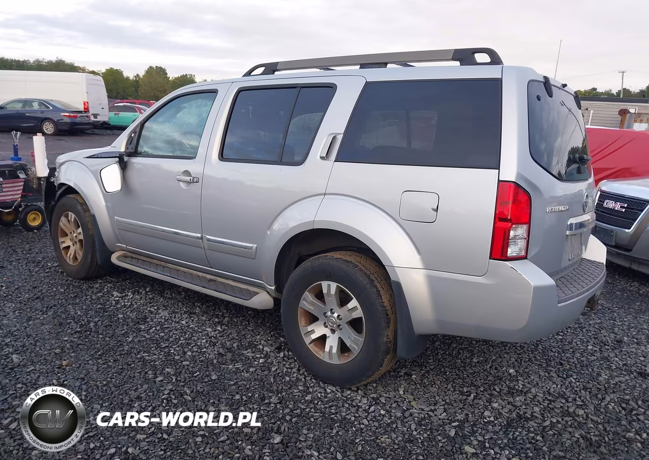 2011 Nissan Pathfinder Silver VIN:5N1AR1NB4BC619787 - 3