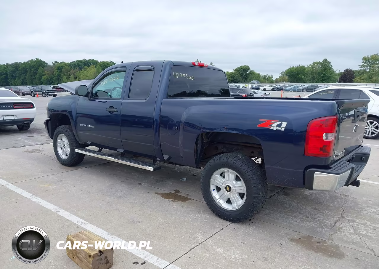2011 Chevrolet Silverado 1500 Lt VIN:1GCRKSE30BZ122260 - 3