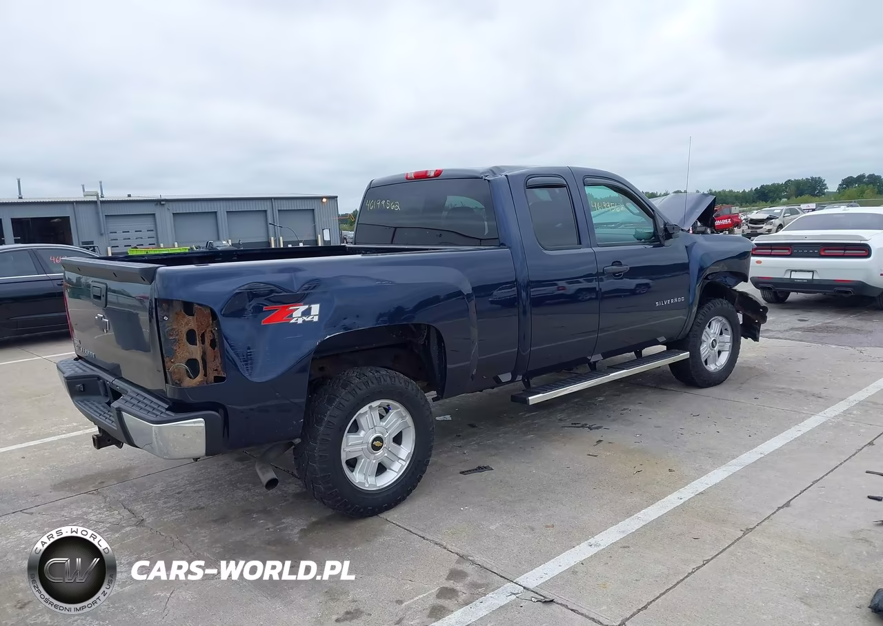 2011 Chevrolet Silverado 1500 Lt VIN:1GCRKSE30BZ122260 - 4