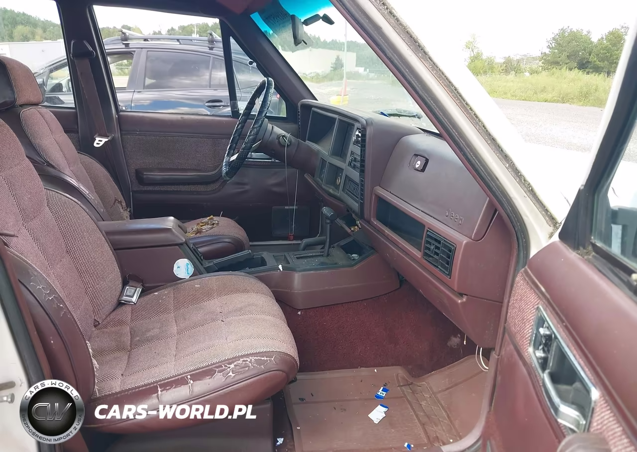 1992 Jeep Cherokee Laredo VIN:1J4FJ58S7NL108125 - 5