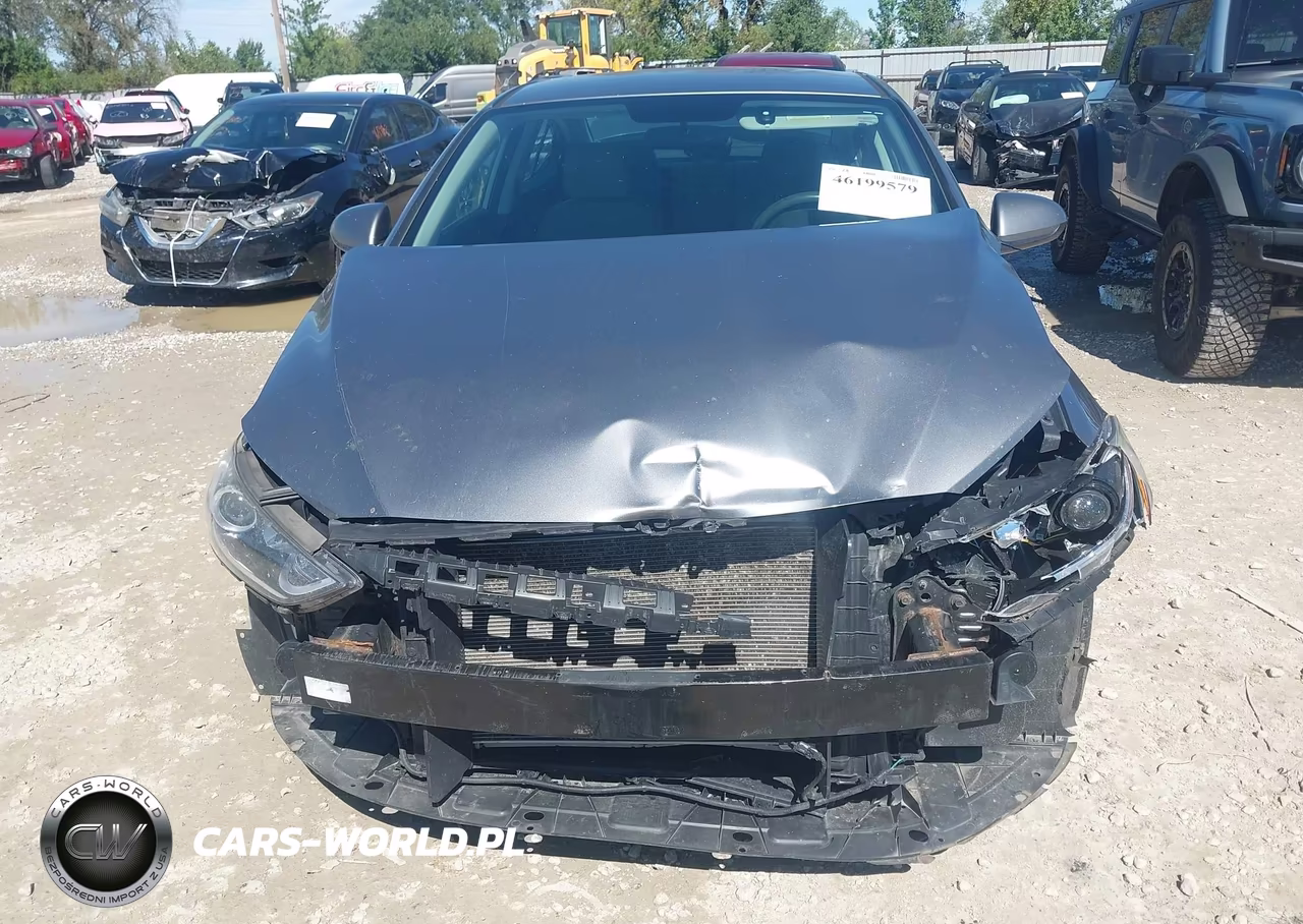 2018 Hyundai Elantra Se VIN:5NPD74LF1JH242160 - 12