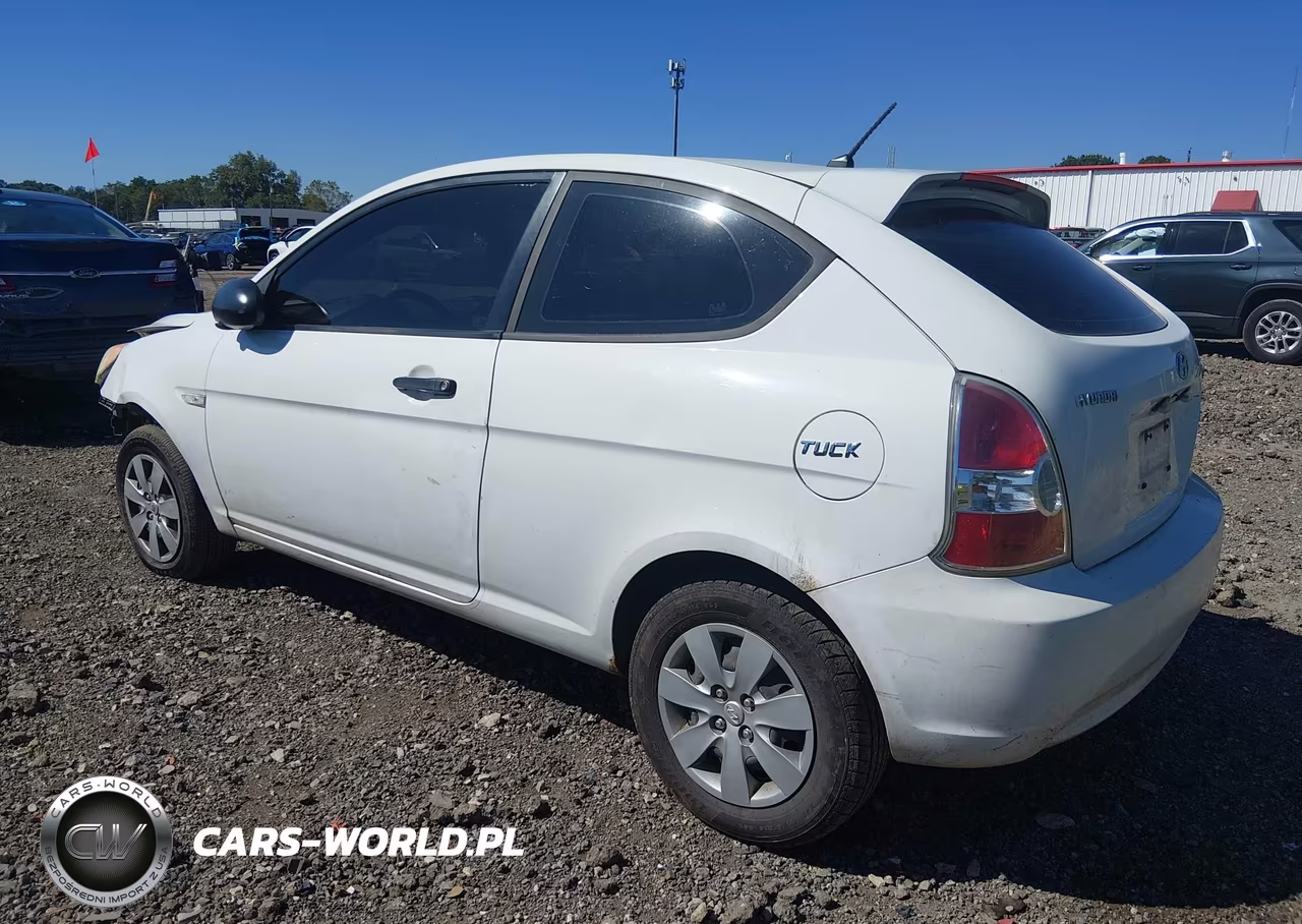 2009 Hyundai Accent Man Gs VIN:KMHCM36C29U107010 - 3