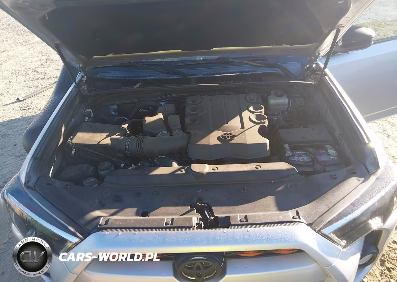 2018 Toyota 4Runner Sr5 VIN:JTEBU5JR6J5576926 - 10