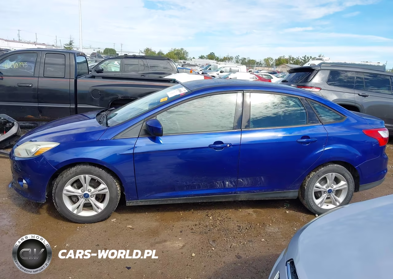 2012 Ford Focus Se VIN:1FAHP3F21CL464660 - 14
